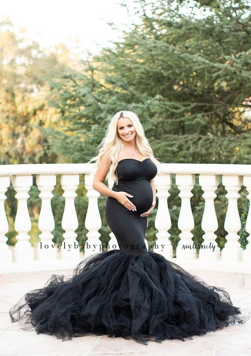 The Black Petal Crop Top Set Perfect for Your Maternity Photoshootmaternity  Set for Special Occasionshandmadeblack Long Sleeve Maternity 