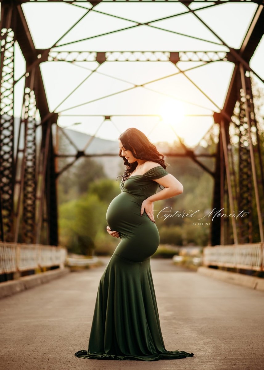 Winter Presale Seaweed Athena Maternity Photoshoot Gown One-Size - Chicaboo